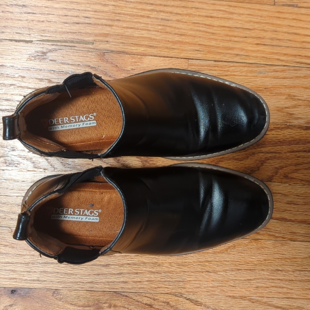 Kids (boys) Black dress shoes, size 1M - Picture 4 of 4